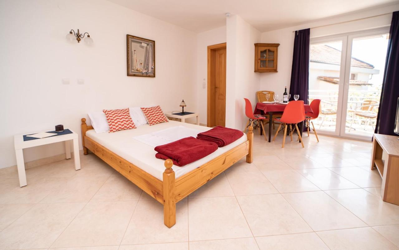 Villa Katharina Utjeha Δωμάτιο φωτογραφία