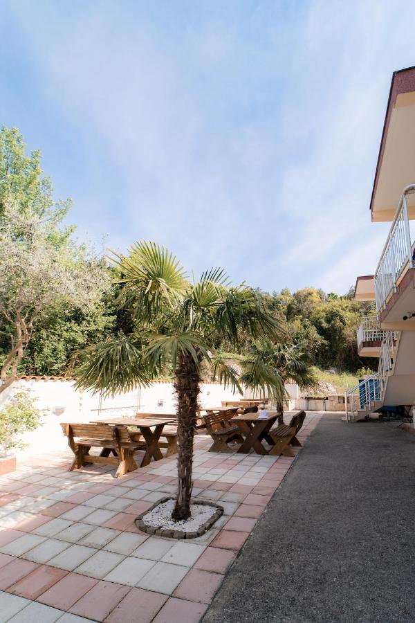 Villa Katharina Utjeha Εξωτερικό φωτογραφία